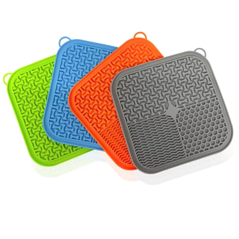 CalmFeeder™ Anti-Anxiety Lick Mat for Dogs & Cats